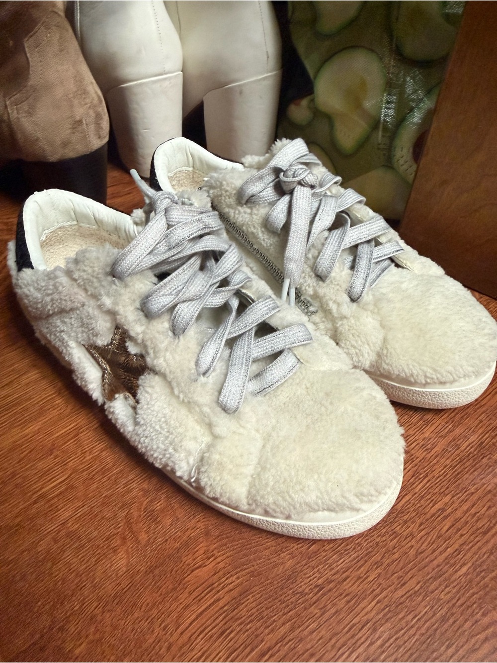 Vintage Havana Cream Faux-Shearling Sneakers with Gold Star